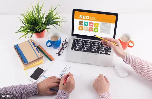 保安打死校内流浪狗遭开除